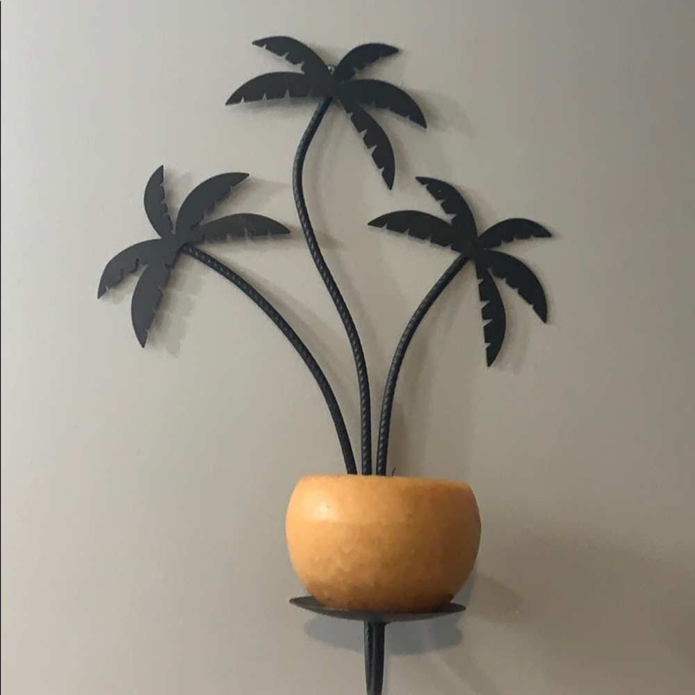 Palm tree candle holder